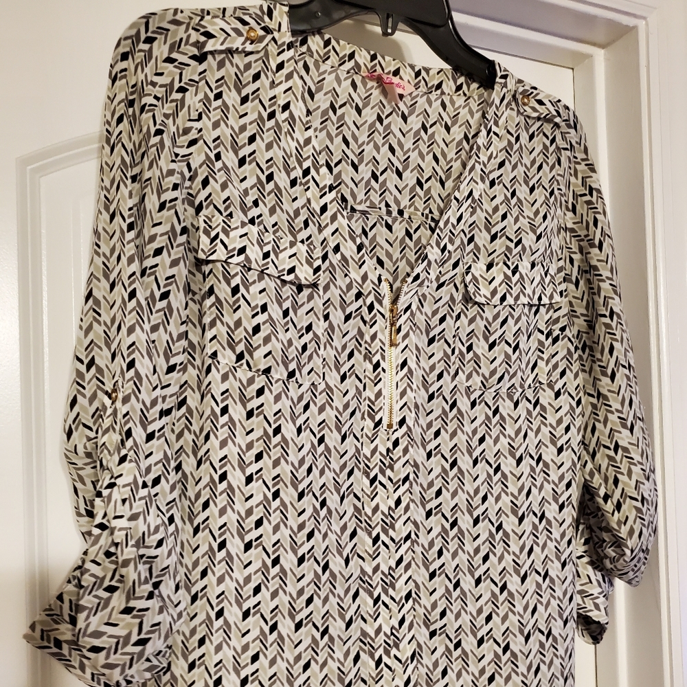 Candie's shirt